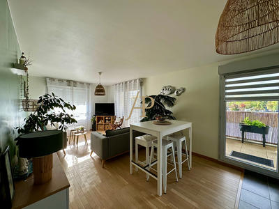 Appartement - 77 m² - 4 pièces