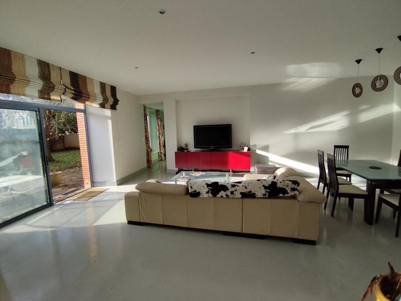 Maison de ville - 216 m² - 5 pièces