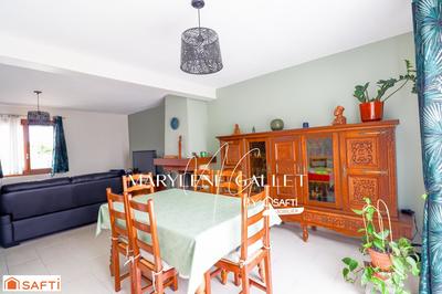 Maison - 93 m² - 4 pièces