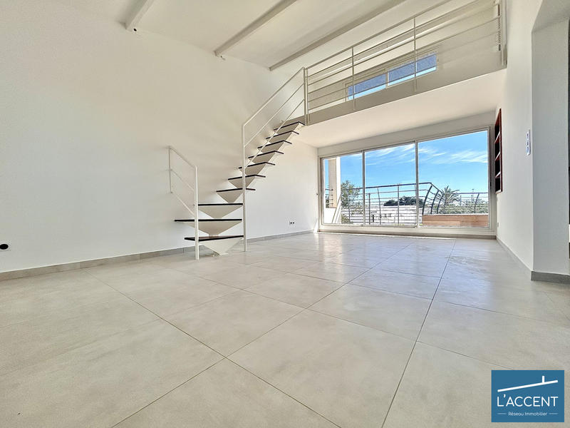 Maison - 191 m² - 6 pièces