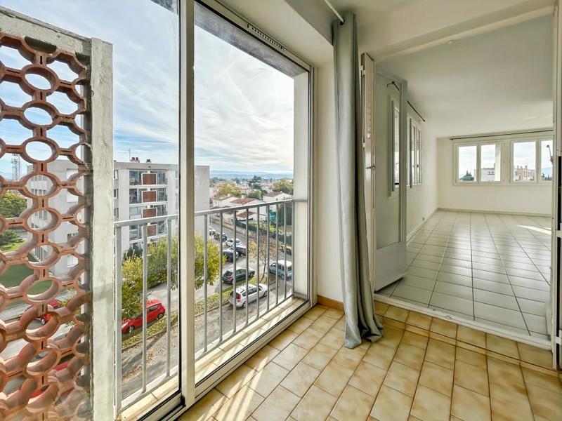 Appartement - 88 m² - 5 pièces