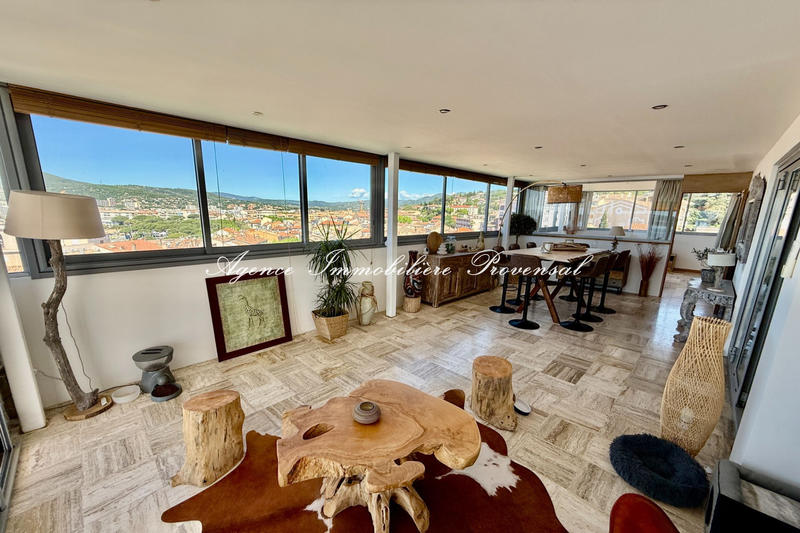 Appartement - 165 m² - 4 pièces