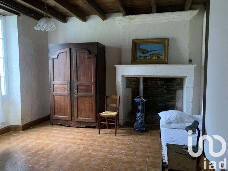 Maison - 414 m² - 18 pièces