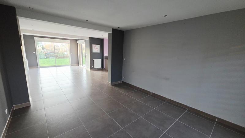 Maison - 121 m² - 6 pièces