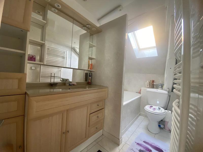 Appartement - 84 m² - 1 pièce