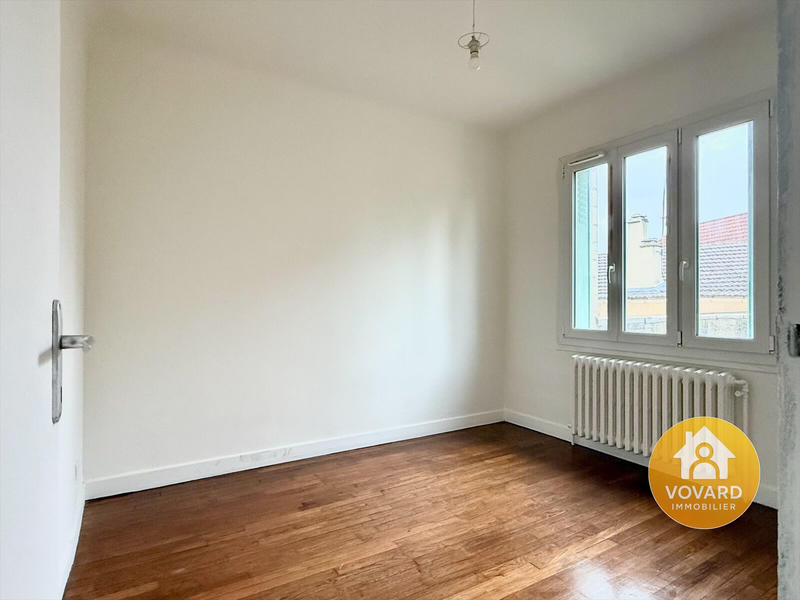 Maison - 93 m² - 4 pièces