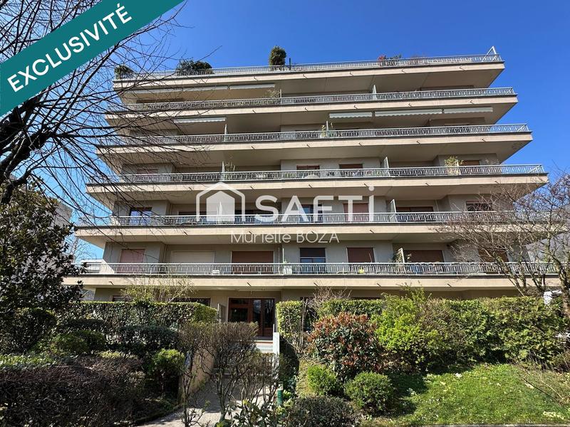 Appartement - 99 m² - 4 pièces