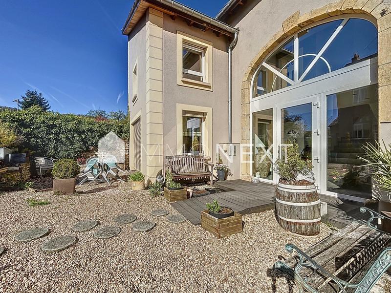 Appartement - 98 m² - 3 pièces