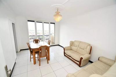 Appartement - 65 m² - 4 pièces