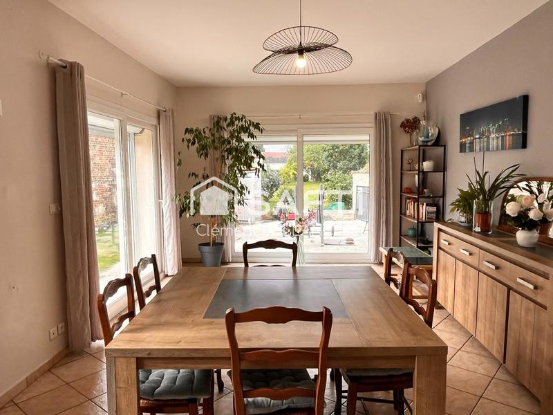 Maison - 183 m² - 7 pièces