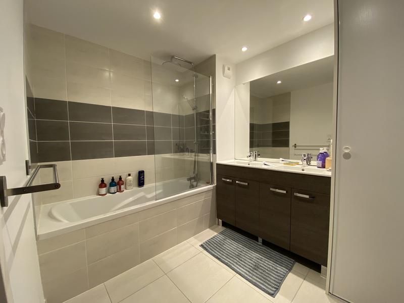 Appartement - 82 m² - 3 pièces