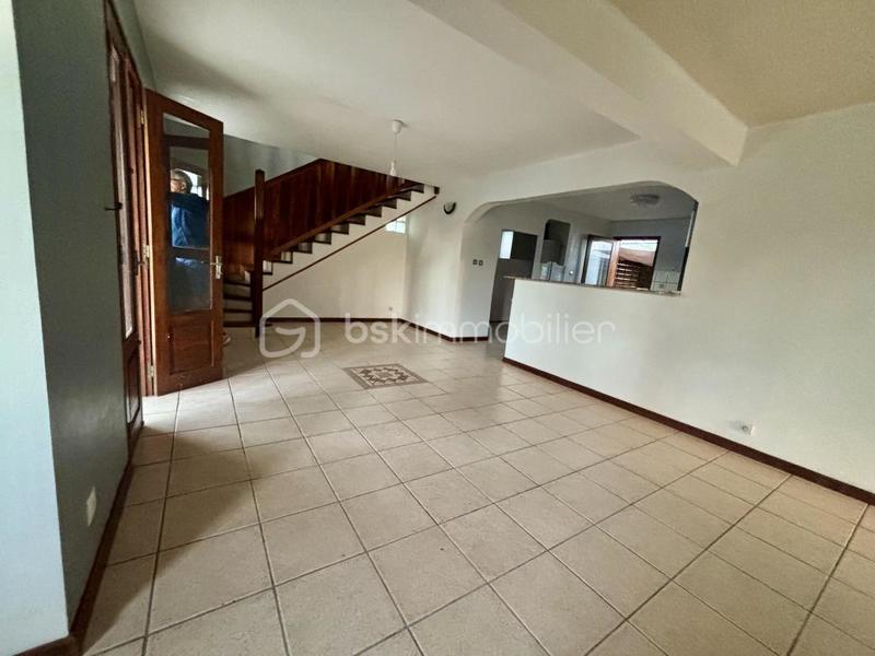 Maison - 110 m² - 4 pièces