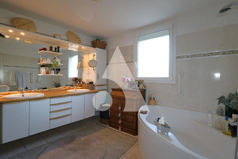 Maison - 78 m² - 4 pièces