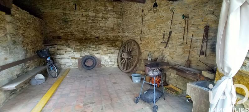 Maison - 213 m² - 9 pièces