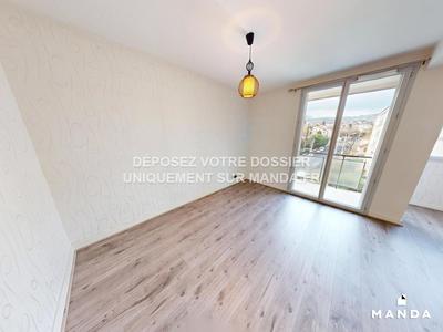 Appartement - 72 m² - 3 pièces