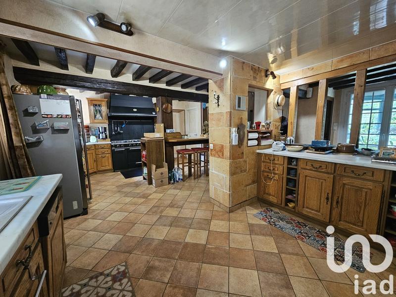 Maison - 381 m² - 11 pièces