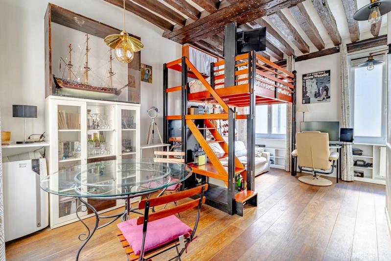 Studio - 25 m² - 1 pièce