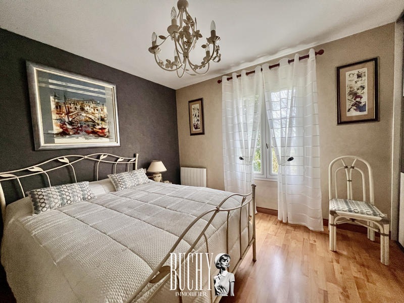 Maison - 166 m² - 6 pièces