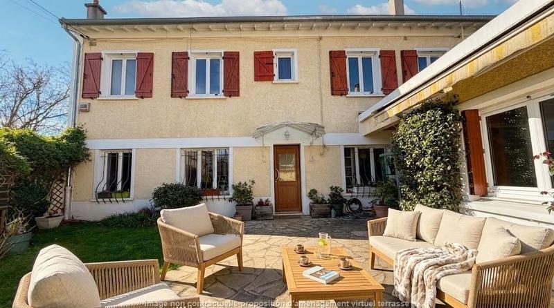 Maison - 110 m² - 5 pièces