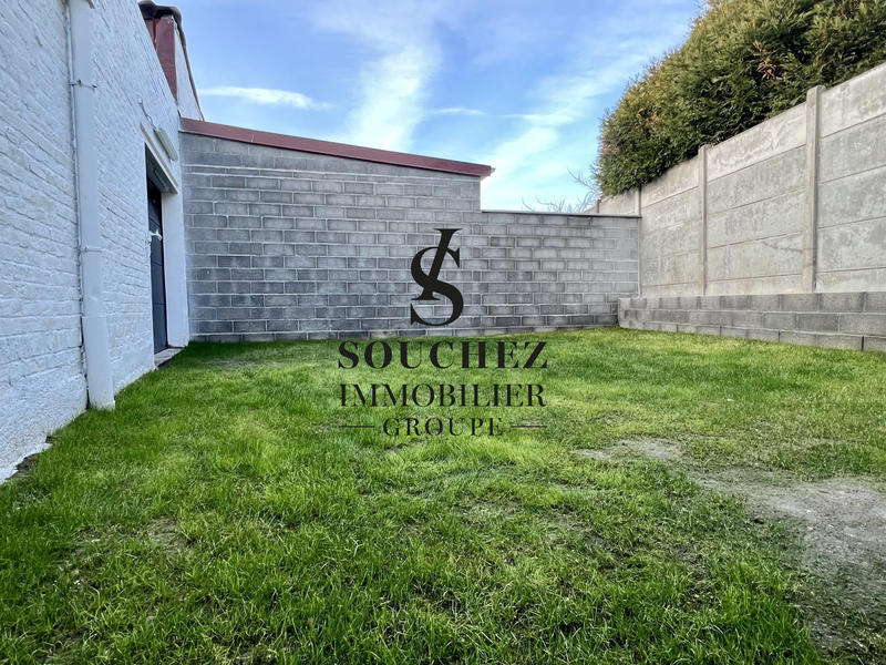 Maison - 300 m² - 6 pièces