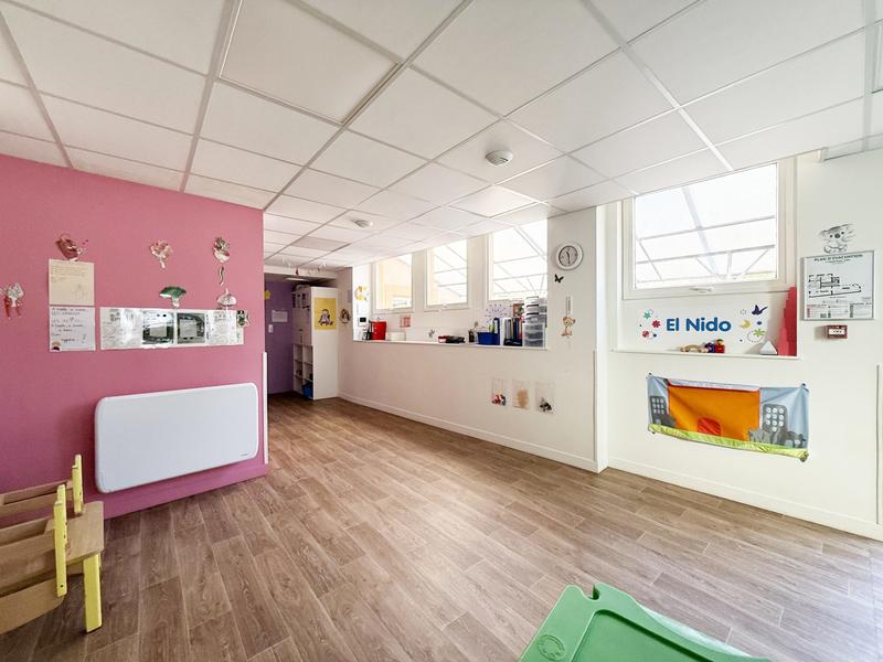 Local commercial - 127 m²