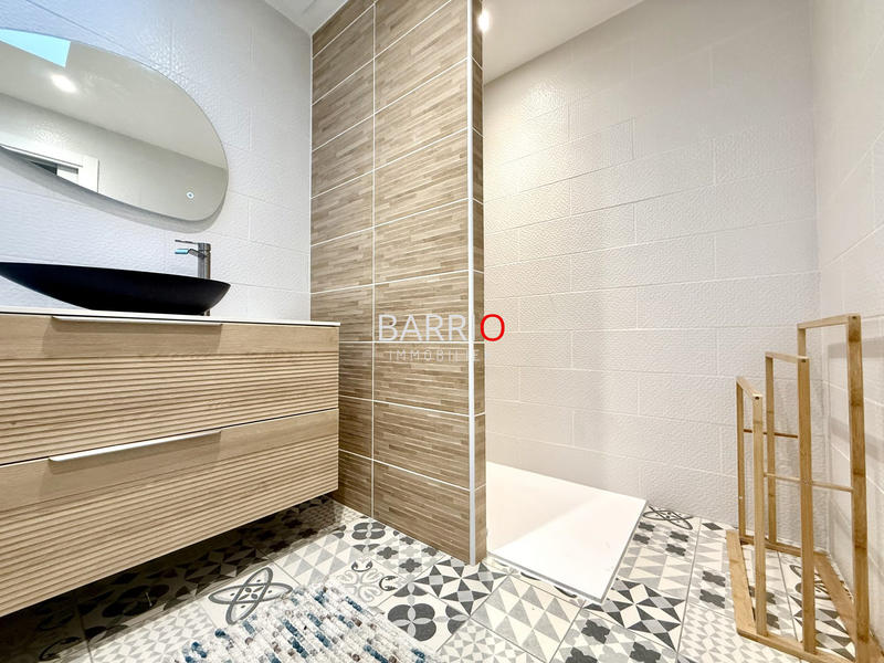 Maison traditionnelle - 138 m² - 5 pièces