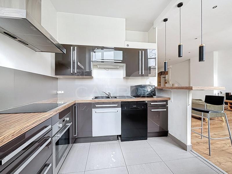 Appartement - 70 m² - 2 pièces