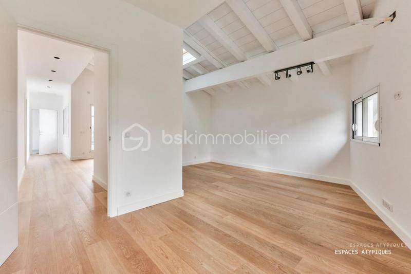 Bureau - 246 m² - 7 pièces