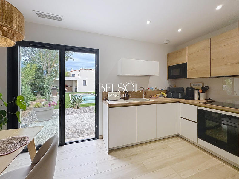 Maison contemporaine - 186 m² - 6 pièces