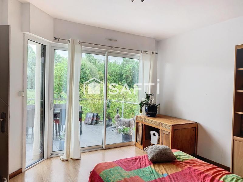 Maison - 212 m² - 7 pièces