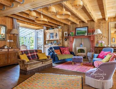 Maison en pierre - 200 m² - 8 pièces