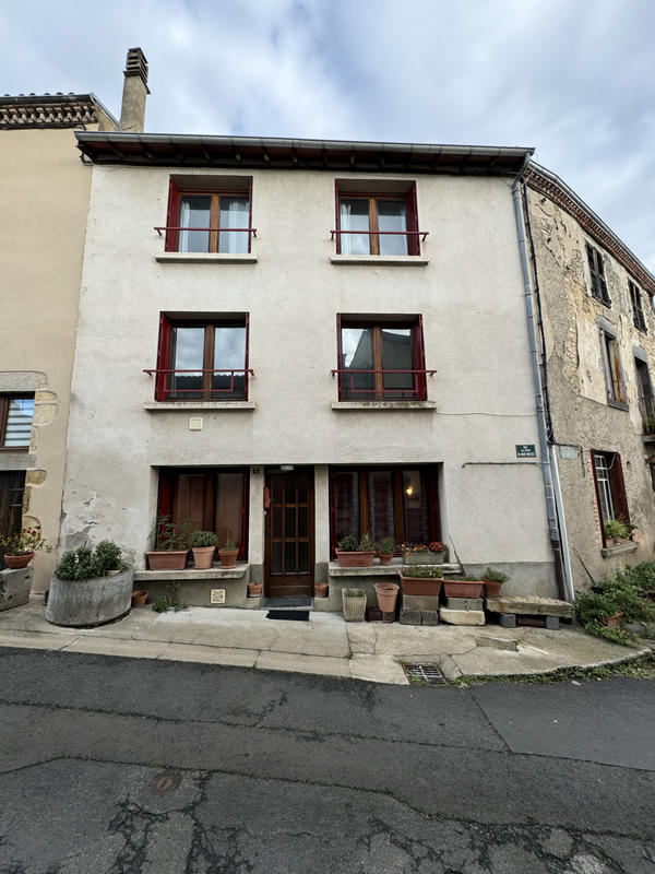 Maison de village - 95 m² - 5 pièces