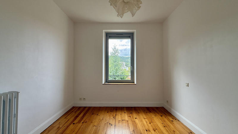 Maison - 91 m² - 4 pièces