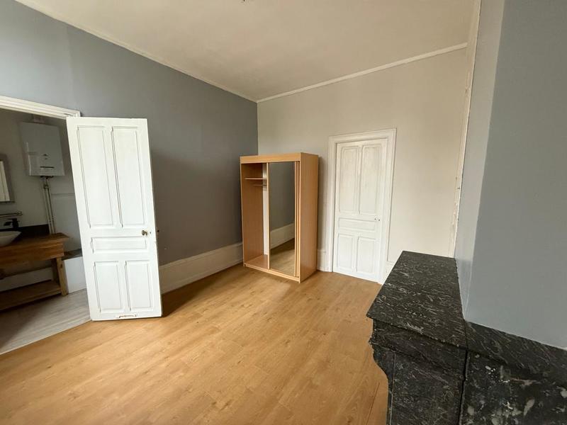 Maison de ville - 214 m² - 7 pièces