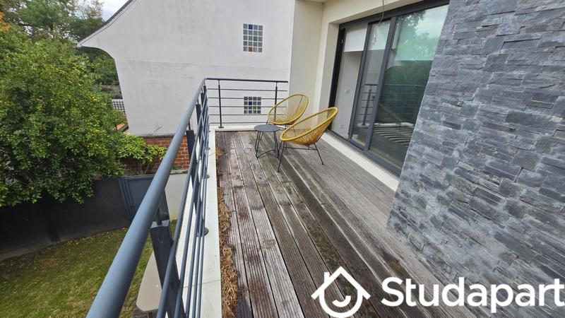 Chambre - 9 m² - 1 pièce