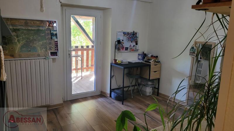 Maison - 93 m² - 4 pièces