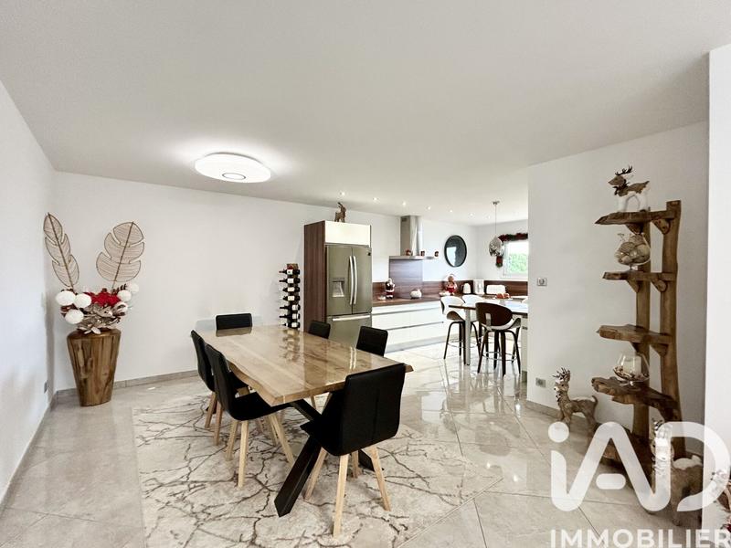 Maison - 116 m² - 4 pièces