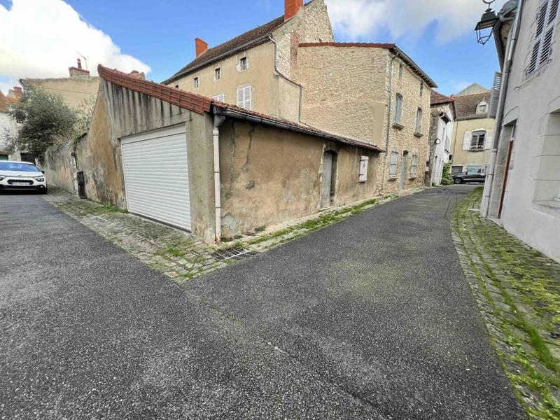 Maison de bourg - 143 m² - 5 pièces