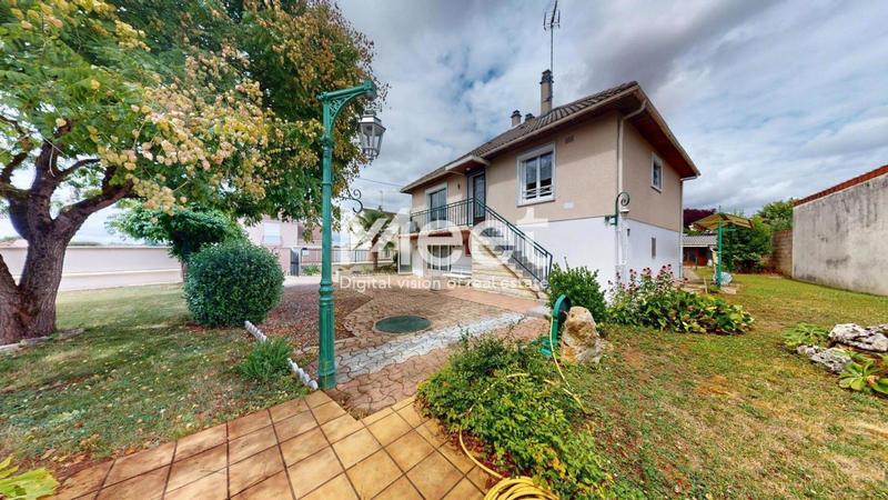 Pavillon - 130 m² - 7 pièces