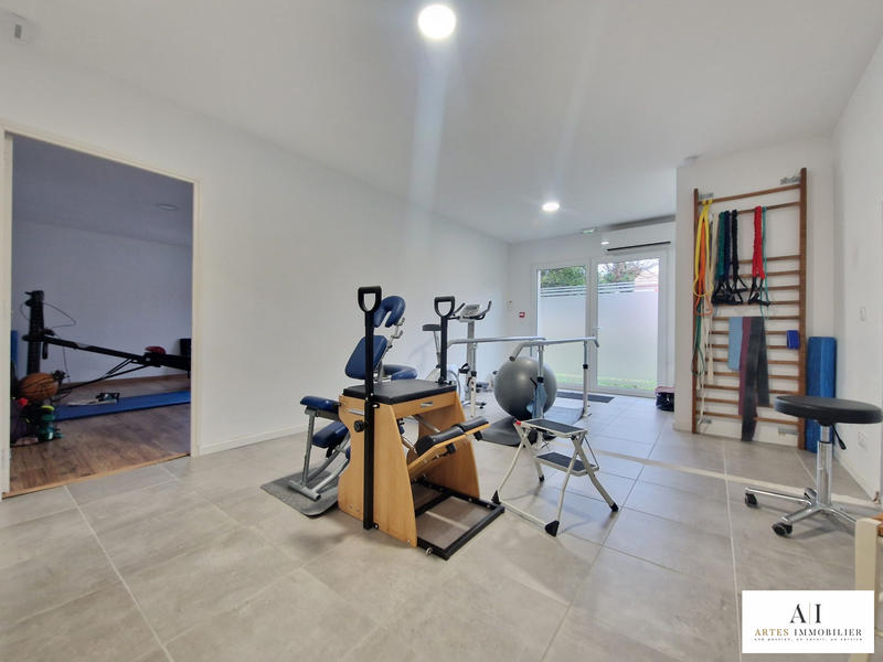 Local d'activités - 125 m² - 4 pièces