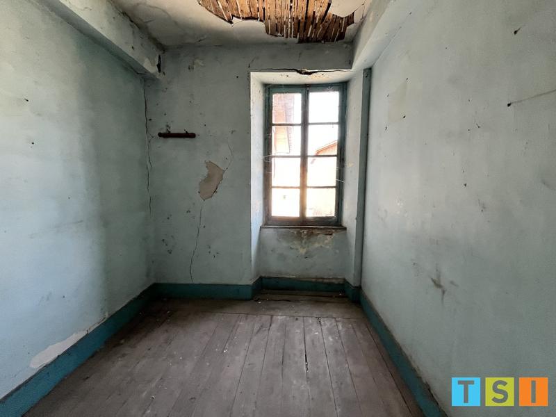 Maison - 610 m² - 12 pièces