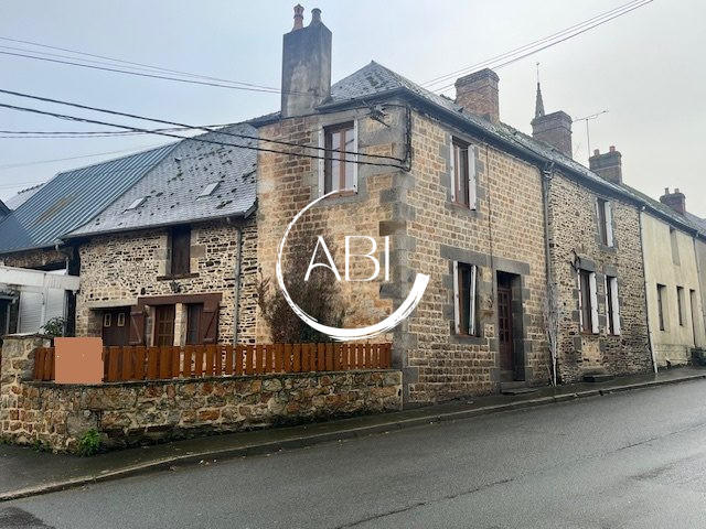 Maison - 105 m² - 4 pièces