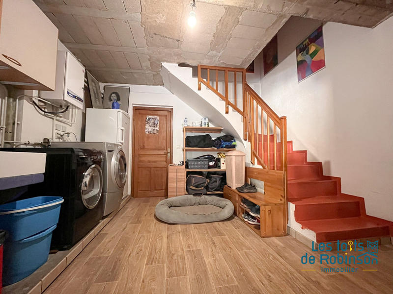 Maison - 184 m² - 7 pièces