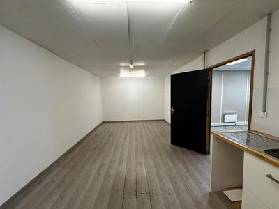 Entrepôt - 144 m²