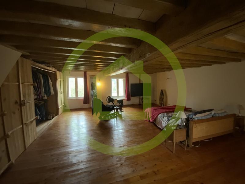 Maison - 174 m² - 5 pièces