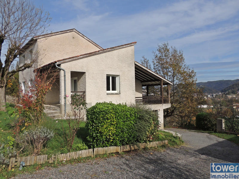 Maison - 141 m² - 5 pièces