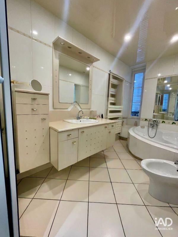 Château - 350 m² - 10 pièces