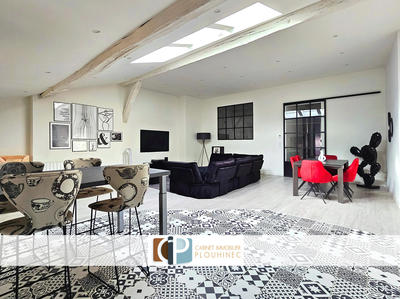 Appartement - 120 m² - 4 pièces