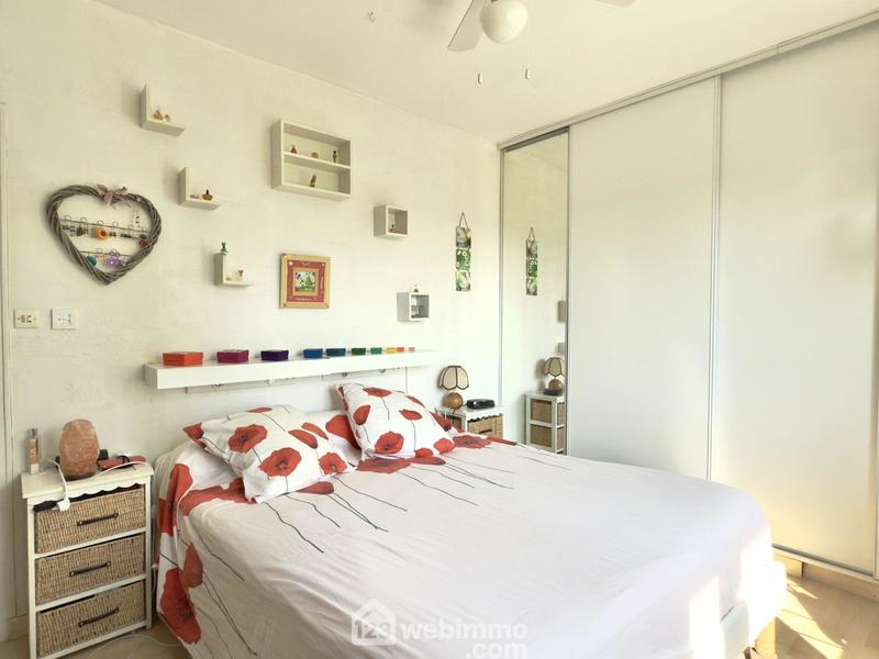 Maison - 214 m² - 7 pièces