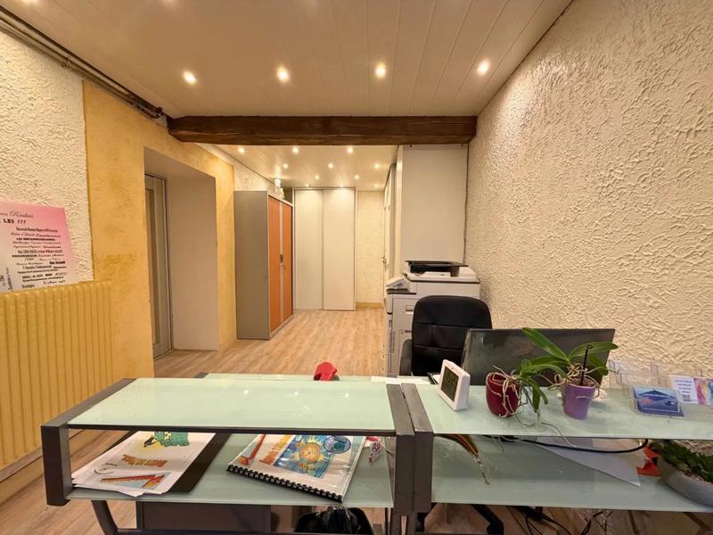 Corps de ferme - 350 m² - 10 pièces